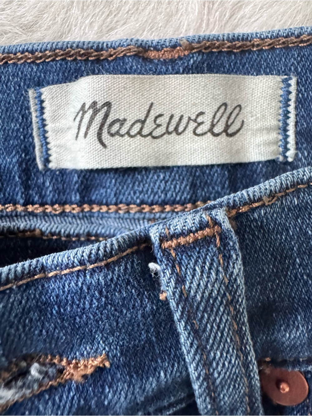 Madewell Women's stove pipe Jeans — Dark Blue Wash size 26p - Picture 2 of 4